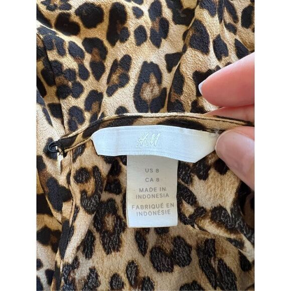 H&M Cheetah Print Blouse - Picture 6 of 7